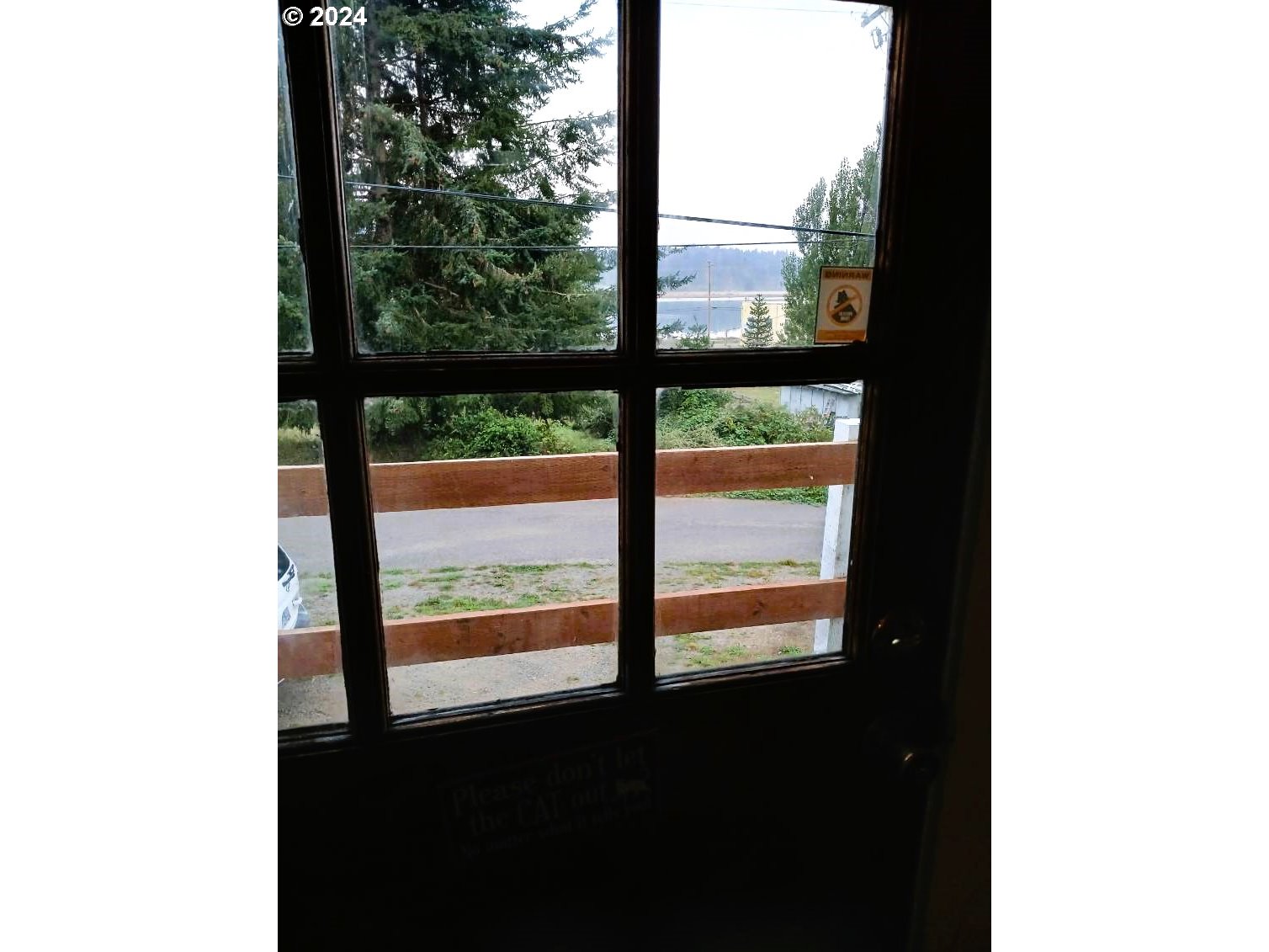 435 Front Street Gardiner, OR 97441 - Photo 4 of 46 Gallery Image 4