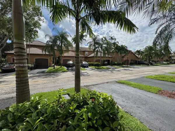 $2,950 | 1503 Veracruz Lane, Unit 514, Weston, FL 33327