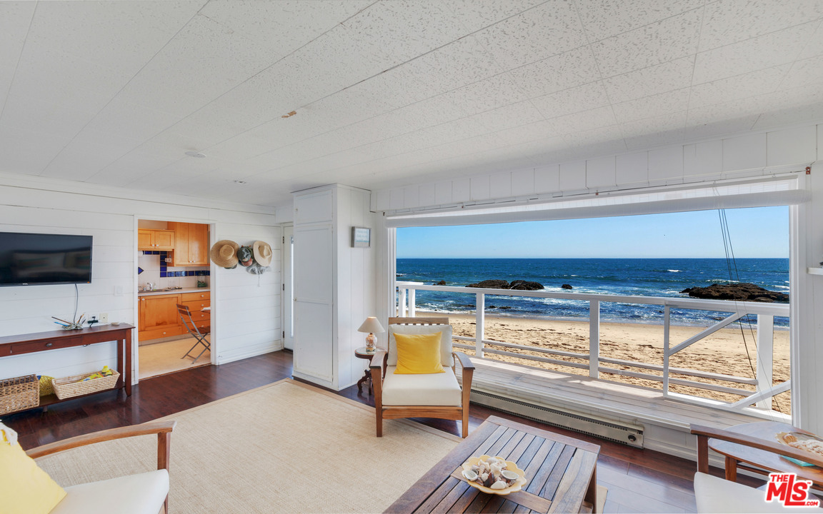 24942 Malibu Road Malibu, CA 90265 - Photo 7 of 20