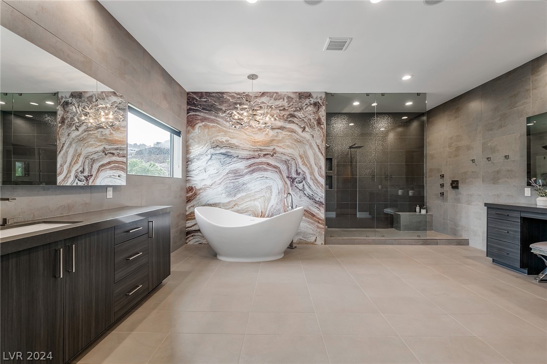 1448 MacDonald Ranch Drive Henderson, NV 89012 - Photo 40 of 64 Primary bathroom