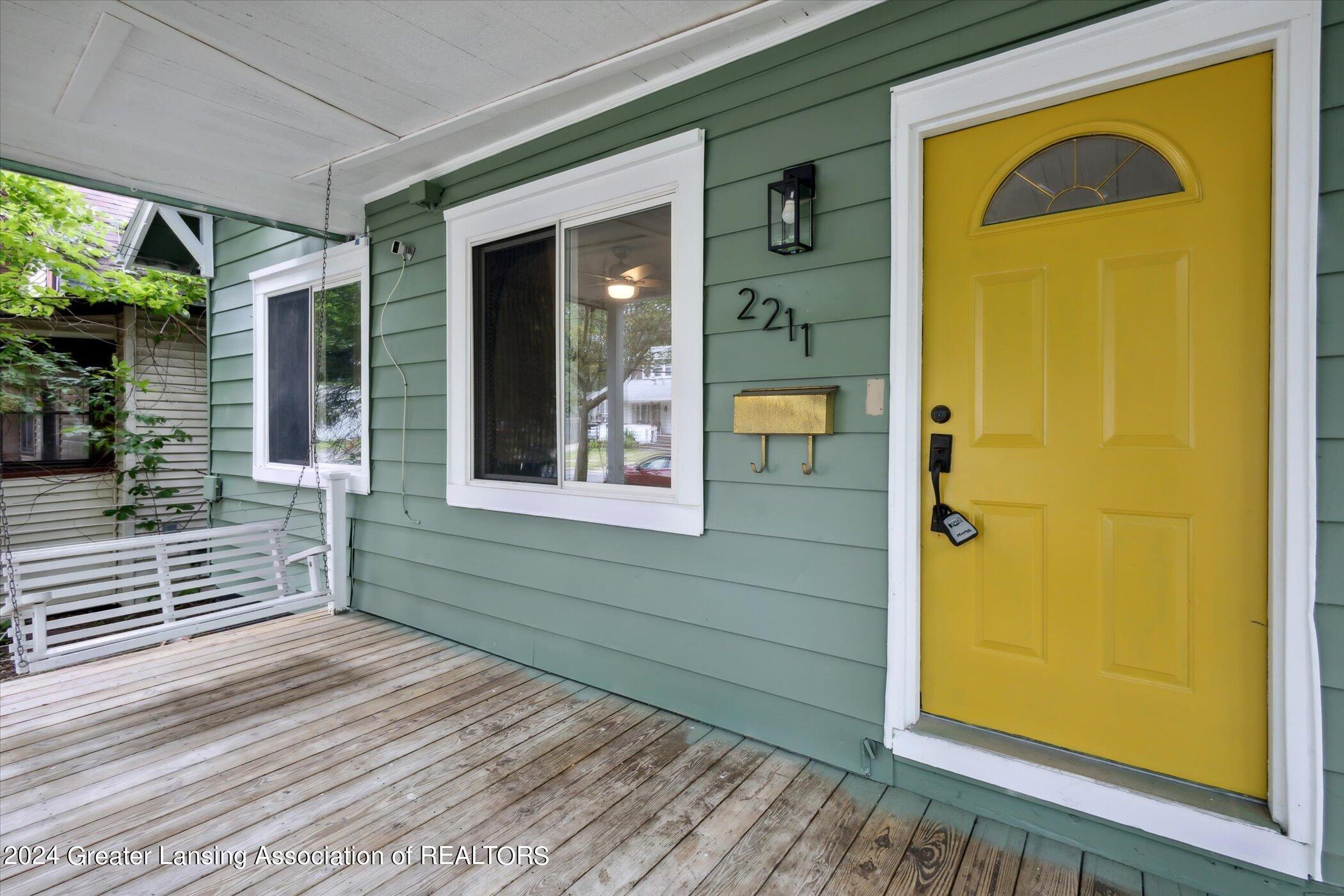 2211 South Rundle Avenue Lansing, MI 48910 - Photo 5 of 39 06-2211-S-Rundle-Ave-Lansing-MI-48910-Wi