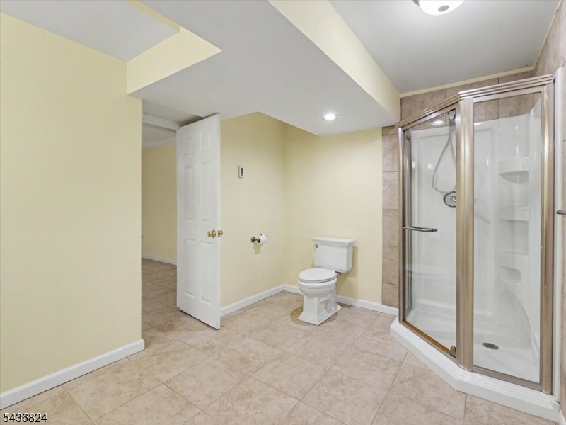 1079 Hoffman Road Bridgewater, NJ 08807 - Photo 46 of 50