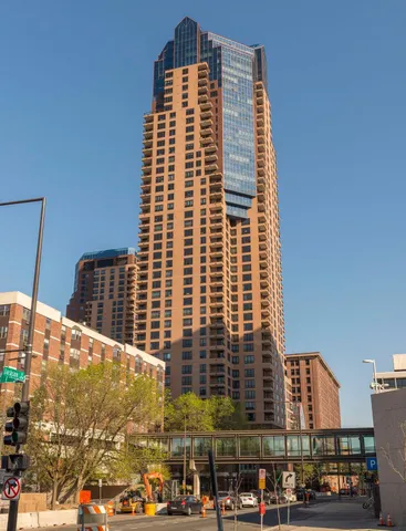 $335,000 | 168 6th Street East, Unit 2702, St. Paul, MN 55101