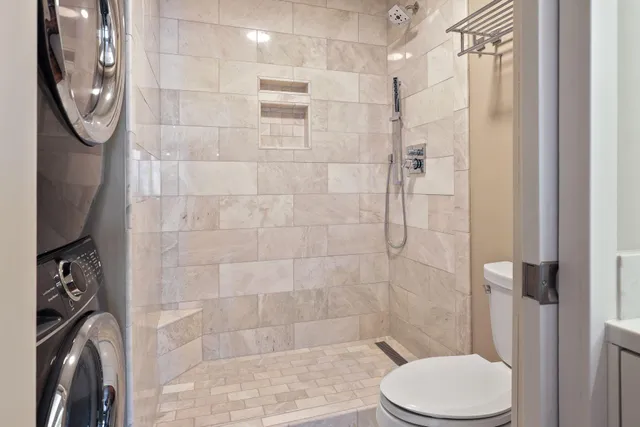 $335,000 | 168 6th Street East, Unit 2702, St. Paul, MN 55101