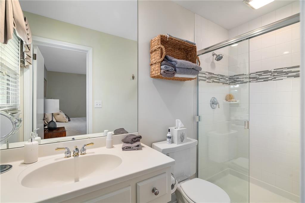 9416 Wenonga Road Leawood, KS 66206 - Photo 25 of 54