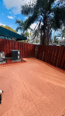 $2,850 | 7045 Northwest 173rd Drive, Unit 311, Hialeah, FL 33015