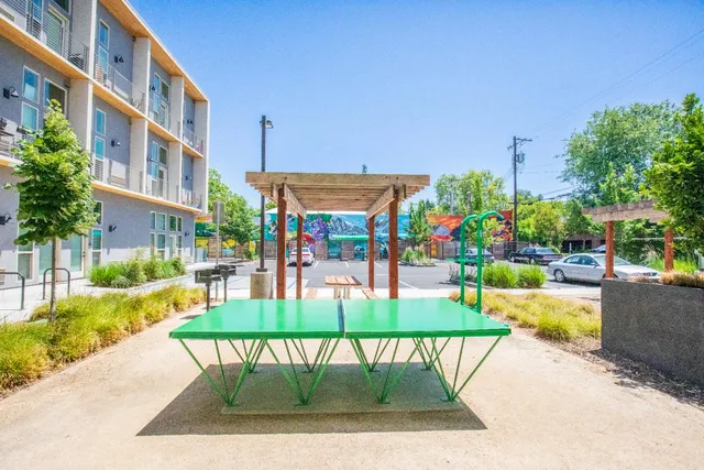 $20,000,000 | 820 S Street, Sacramento, CA 95811