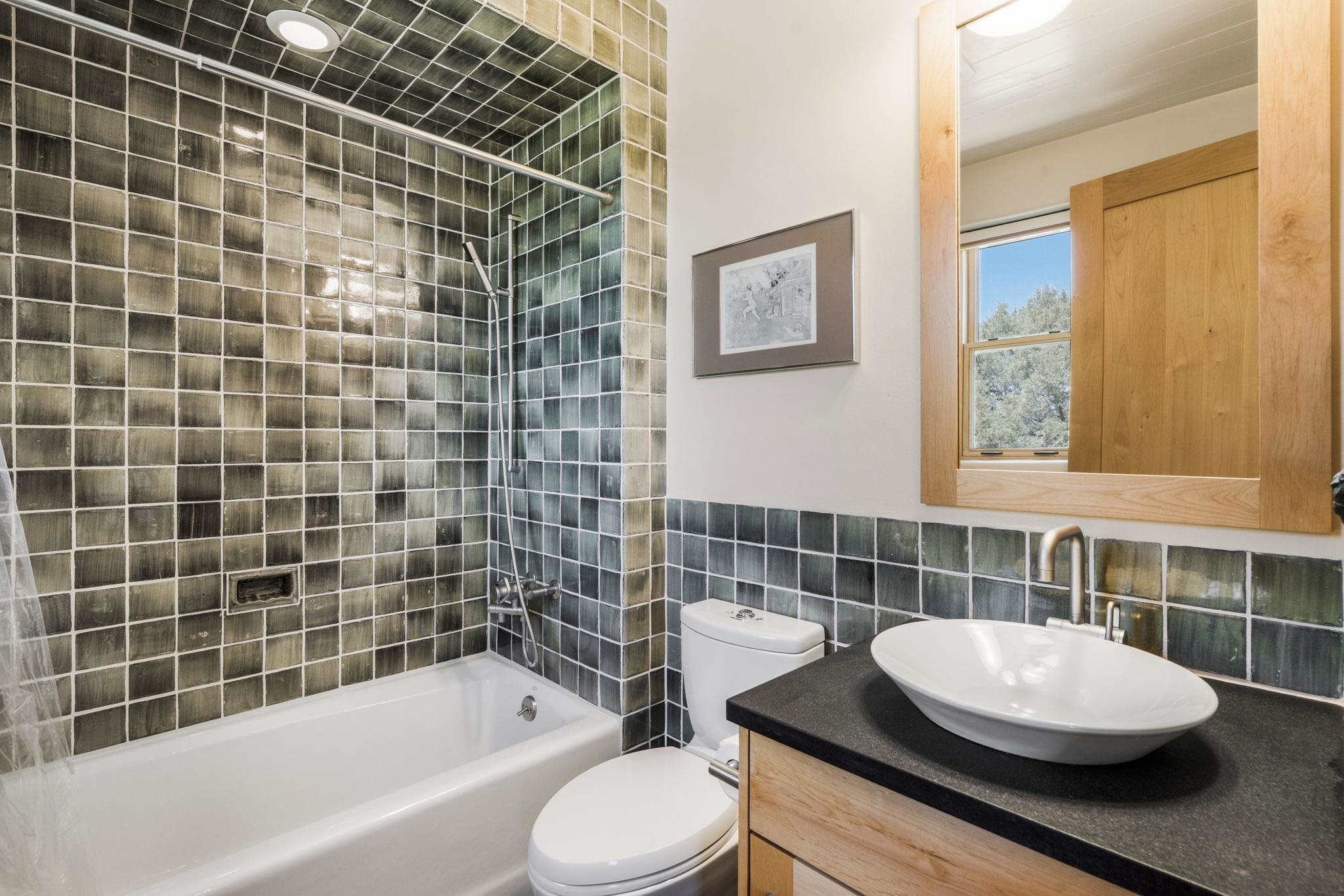 91 Riverbend Road Ranchos de Taos, NM 87557 - Photo 21 of 49 Gallery Image 21