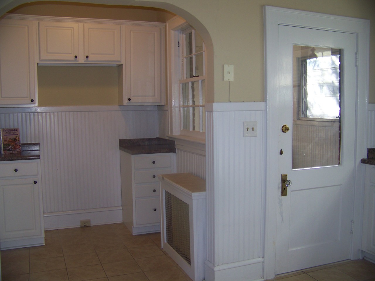1712 Arlington Road Southwest Roanoke, VA 24015 - Photo 17 of 54 Kitchen