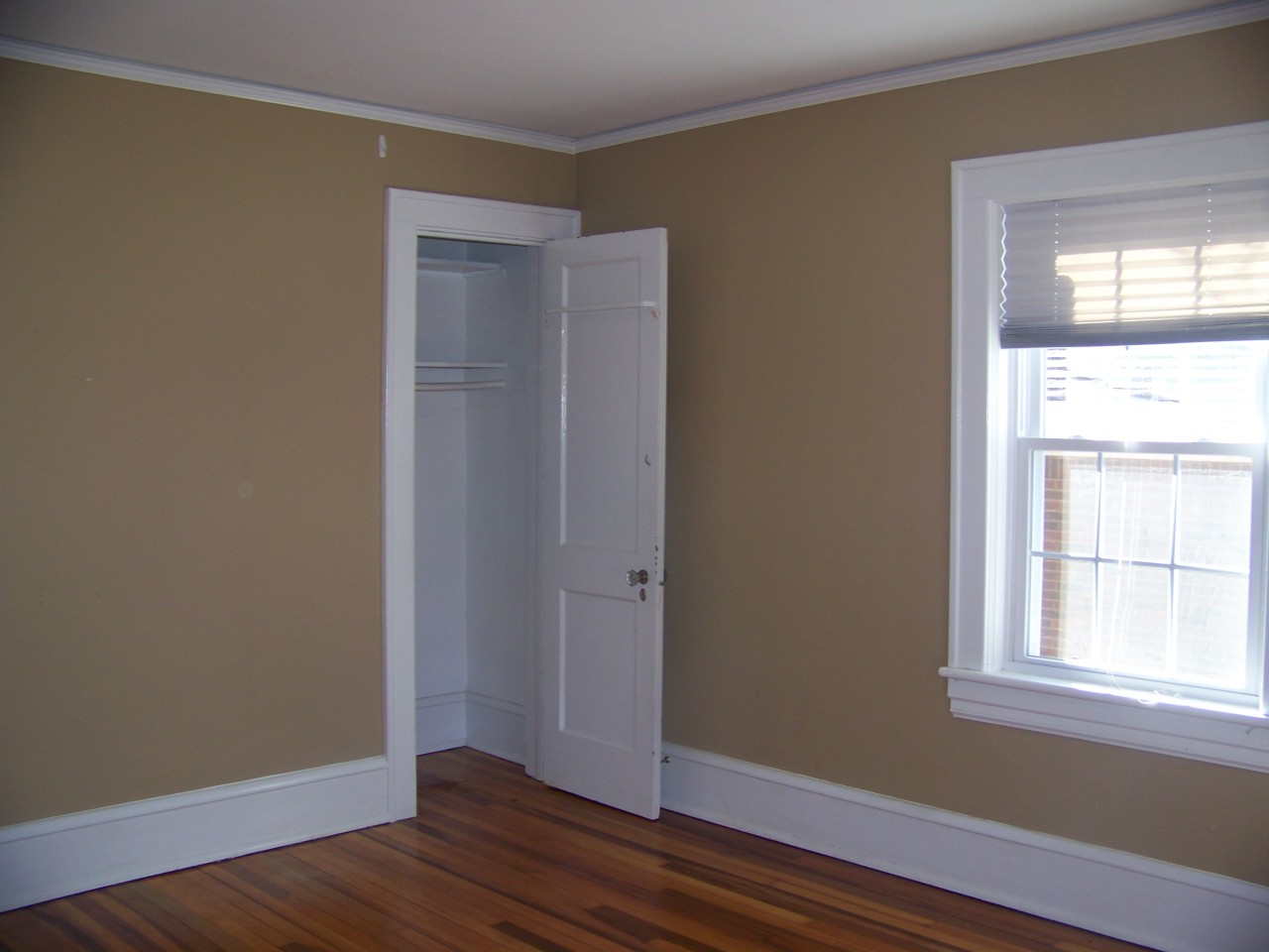 1712 Arlington Road Southwest Roanoke, VA 24015 - Photo 26 of 54 Closet for Bedroom 1