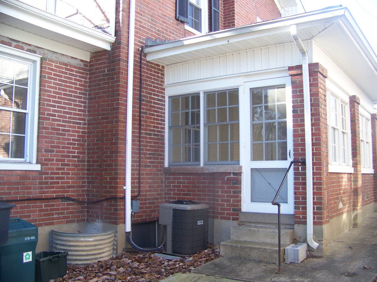 1712 Arlington Road Southwest Roanoke, VA 24015 - Photo 34 of 54 Florida Room