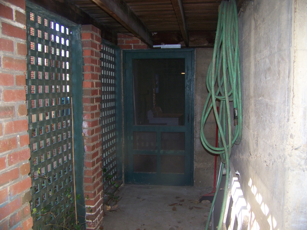 1712 Arlington Road Southwest Roanoke, VA 24015 - Photo 40 of 54 Outside Basement door