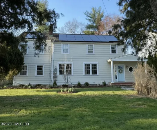 $2,350,000 | 64 Summit Road, Riverside, CT 06878