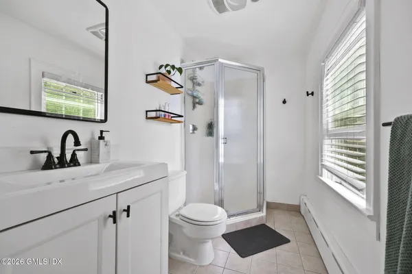 $2,350,000 | 64 Summit Road, Riverside, CT 06878