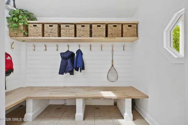 $2,350,000 | 64 Summit Road, Riverside, CT 06878