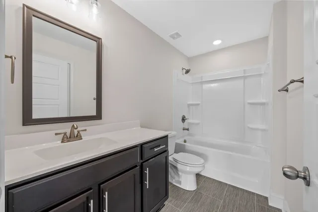 $2,200 | 2632 Rafiki Drive, Clarksville, TN 37042