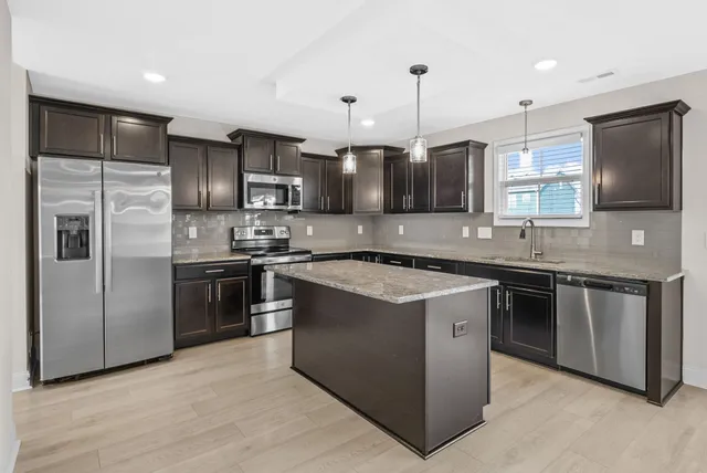 $2,200 | 2632 Rafiki Drive, Clarksville, TN 37042