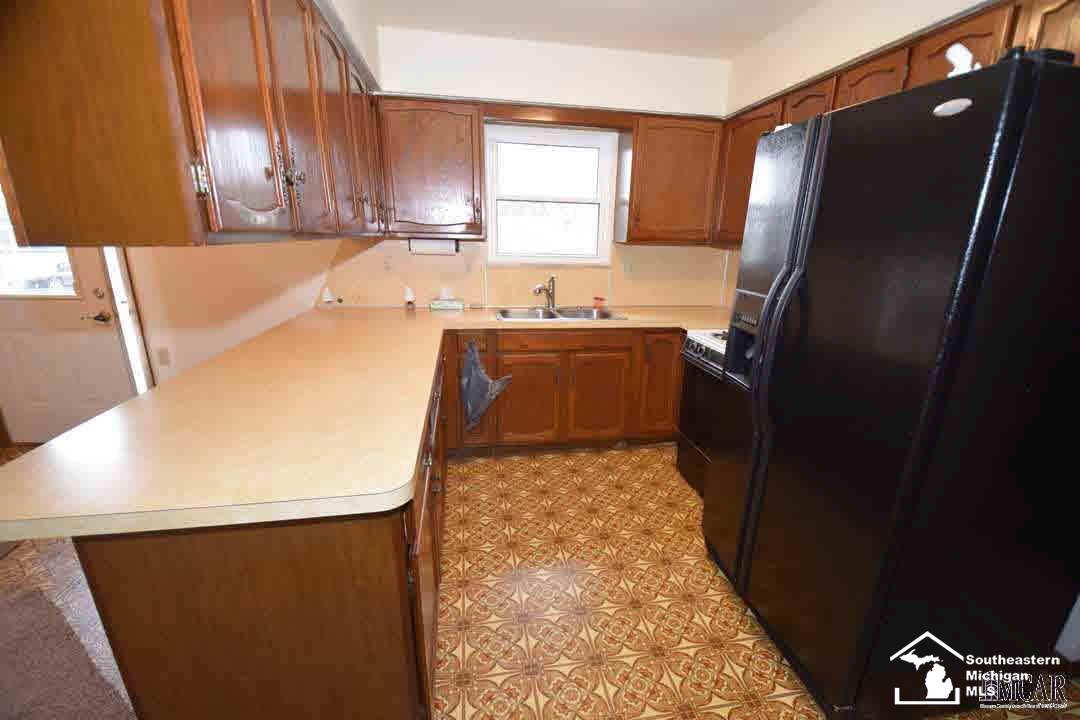 6245 East Dunbar Road Monroe, MI 48161 - Photo 3 of 15 21251815-2.JPG