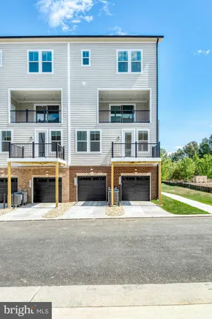 $3,200 | 20882 Murry Fls Terrace, Ashburn, VA 20147