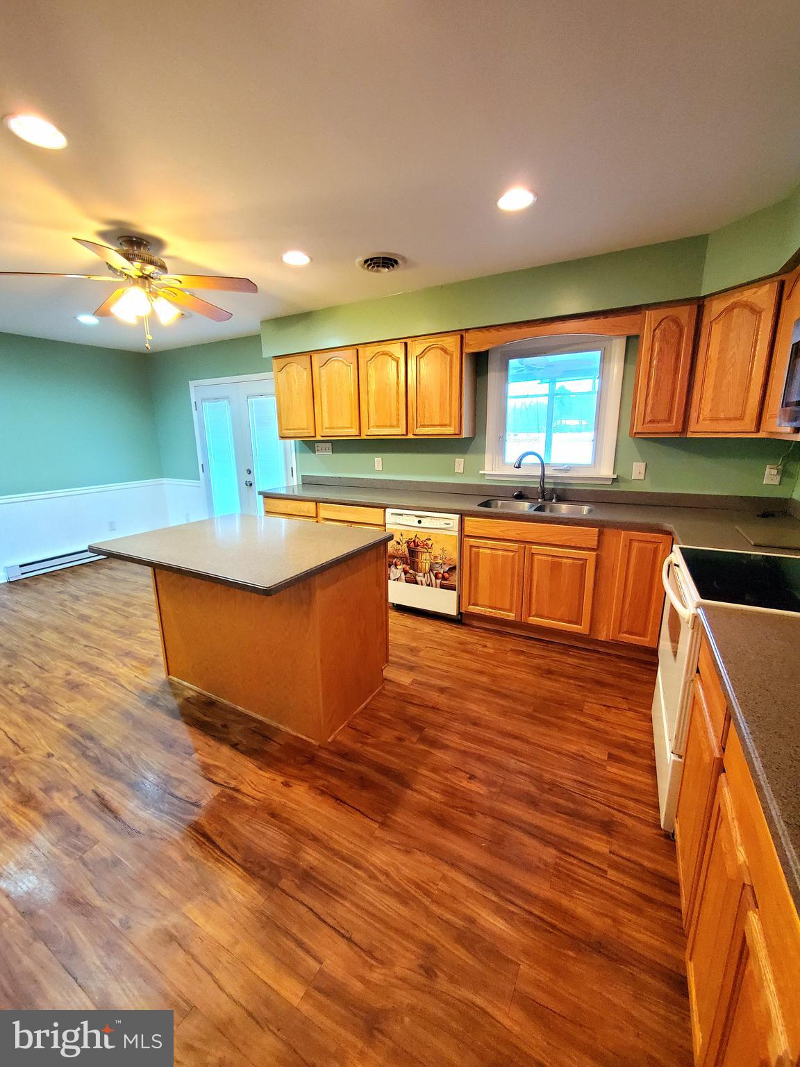 27113 Walnut Tree Road Salisbury, MD 21801 - Photo 17 of 58 Kitchen & Dining - Shown Without Furniture