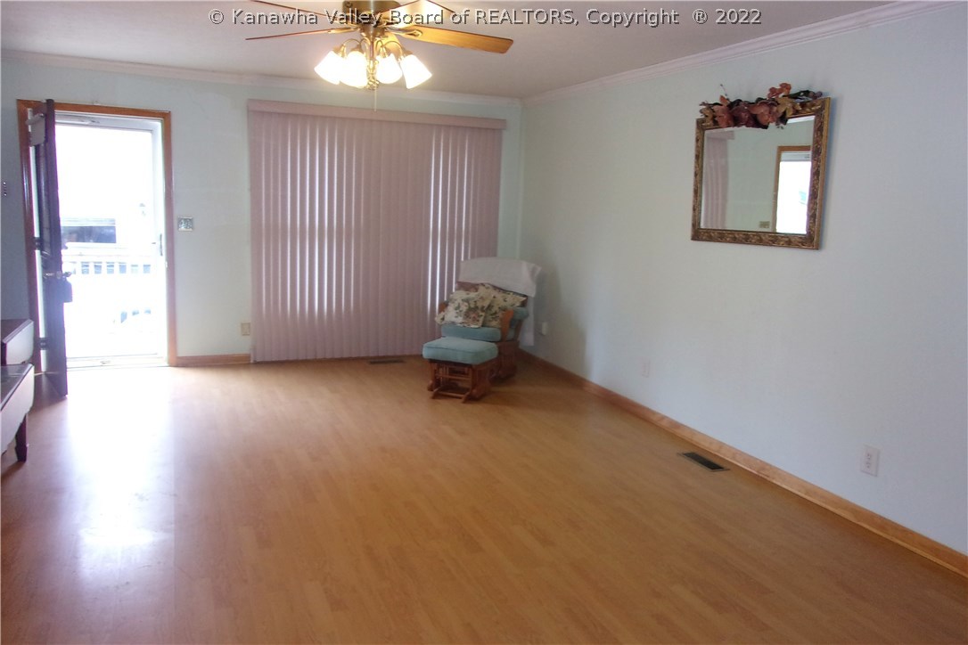 792 Thompson Road Culloden, WV 25510 - Photo 8 of 14 Gallery Image 8