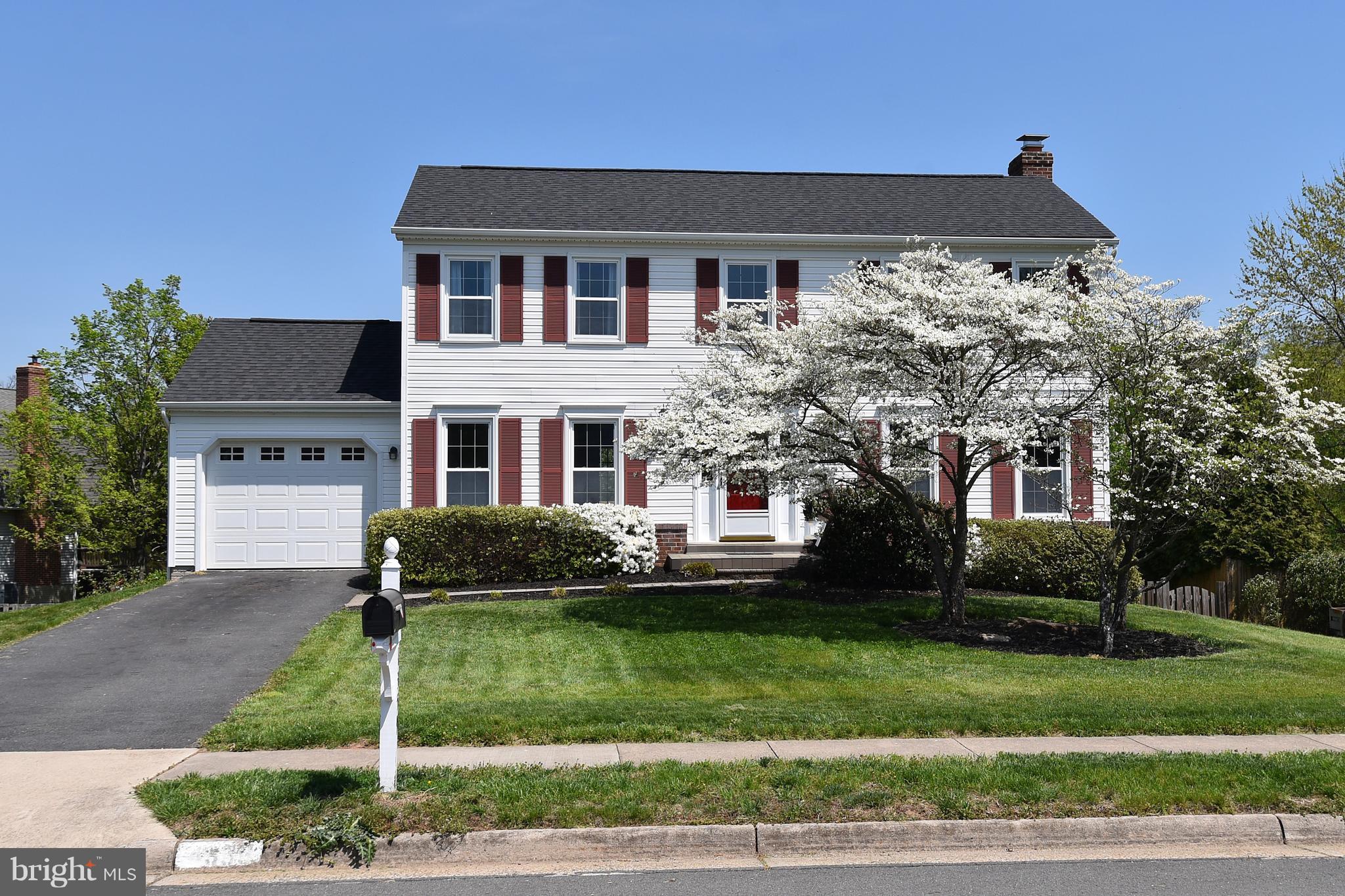 4359 Cub Run Road Chantilly, VA 20151 - Photo 28 of 30 Exterior (Front)