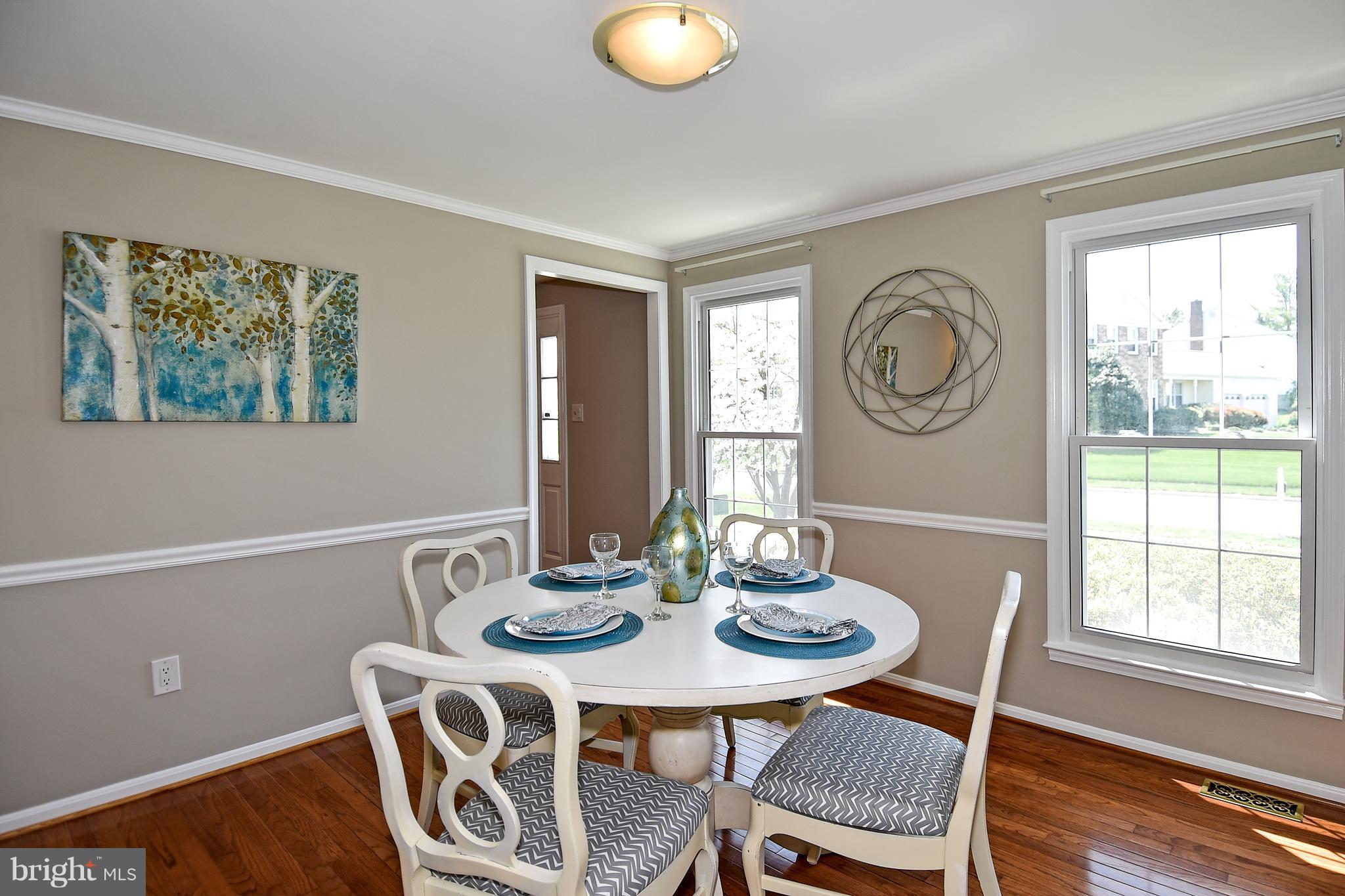 4359 Cub Run Road Chantilly, VA 20151 - Photo 8 of 30 Dining Room