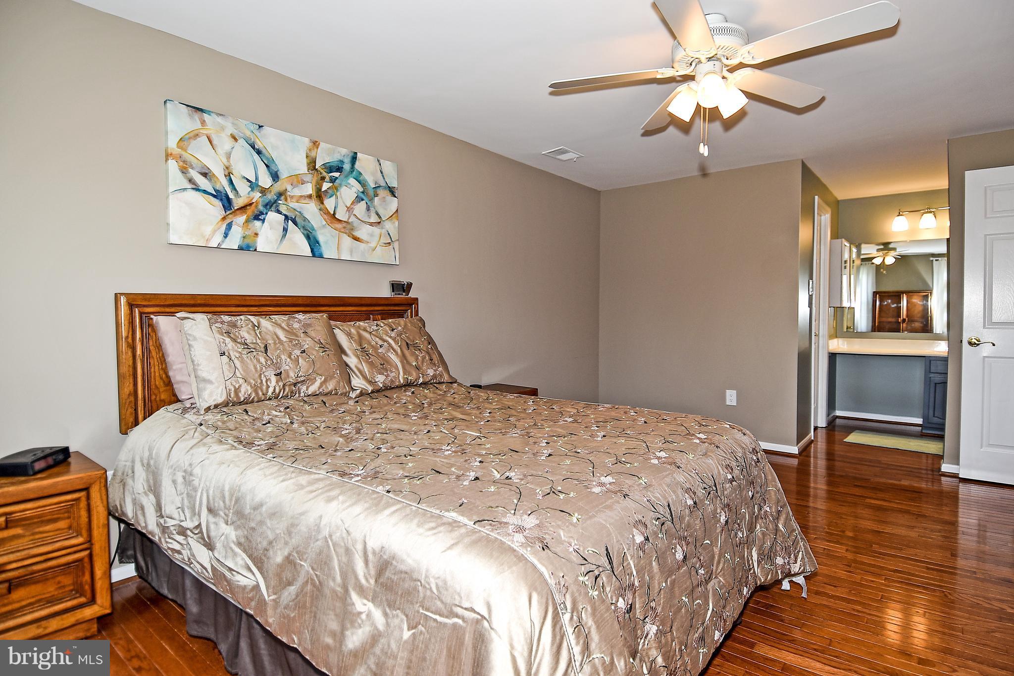4359 Cub Run Road Chantilly, VA 20151 - Photo 10 of 30 Bedroom (Master)