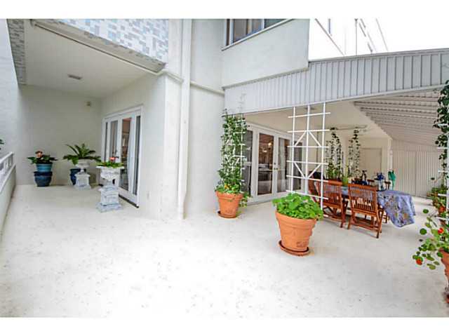 2364 Torrey Pines Road, Unit 35 La Jolla, CA 92037 - Photo 16 of 19 END UNIT WITH WRAP AROUND PATIO