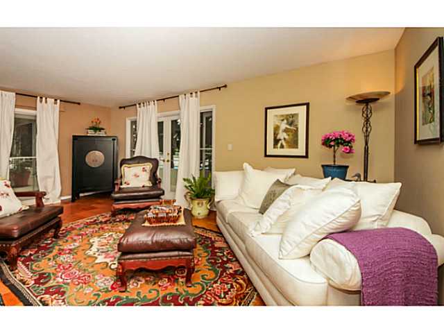2364 Torrey Pines Road, Unit 35 La Jolla, CA 92037 - Photo 5 of 19 LVING ROOM OPENS TO LARGE PATIO THROUGH FRENCH DOORS