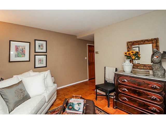 2364 Torrey Pines Road, Unit 35 La Jolla, CA 92037 - Photo 6 of 19 Gallery Image 6