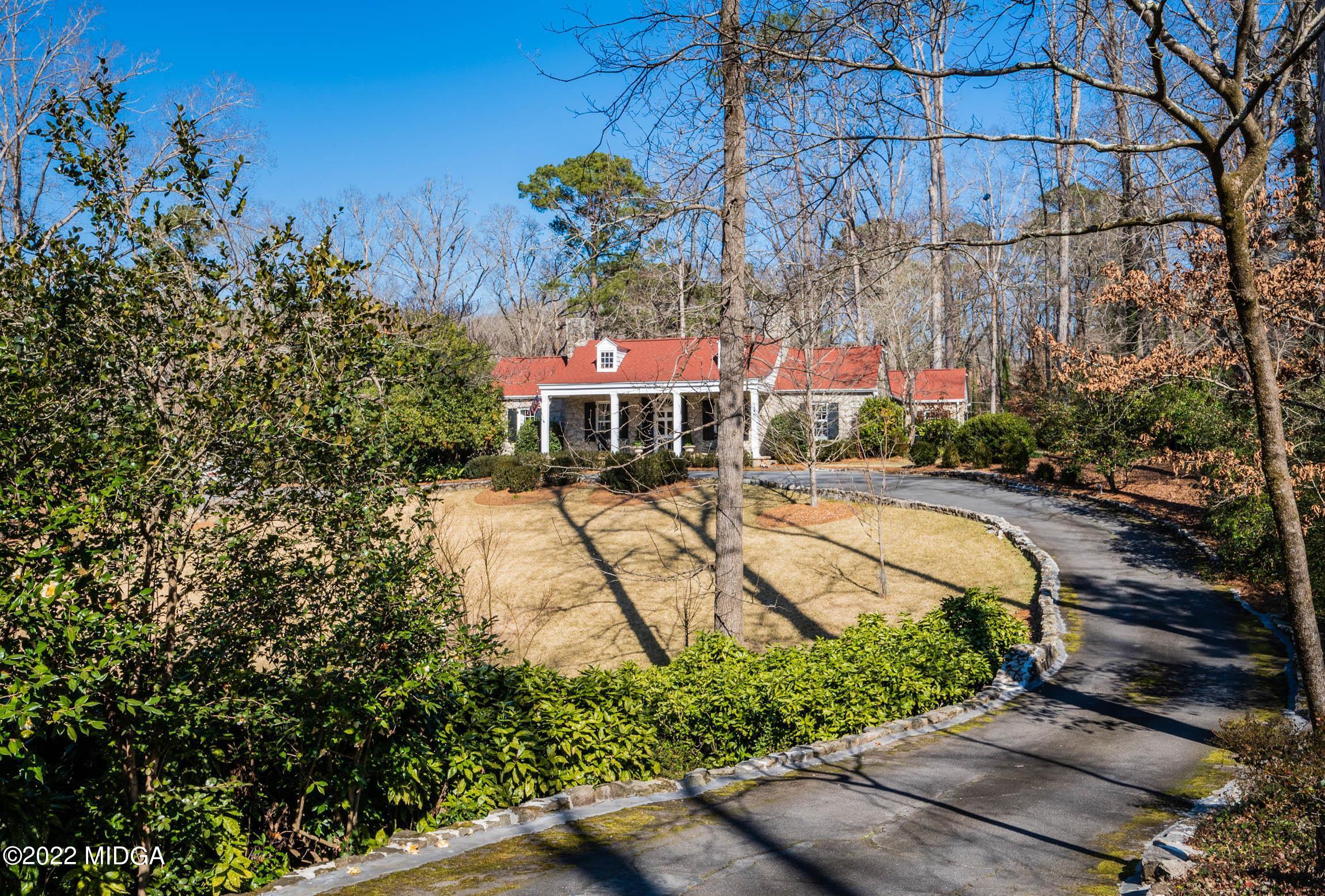 1182 Oakcliff Road Macon, GA 31211 - Photo 1 of 44 61-DSC_1772