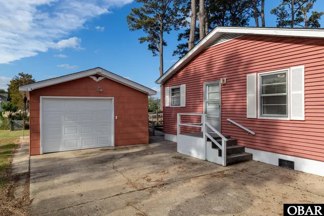 $575,000 | 112 Pine Cone Trail, Kill Devil Hills, NC 27948