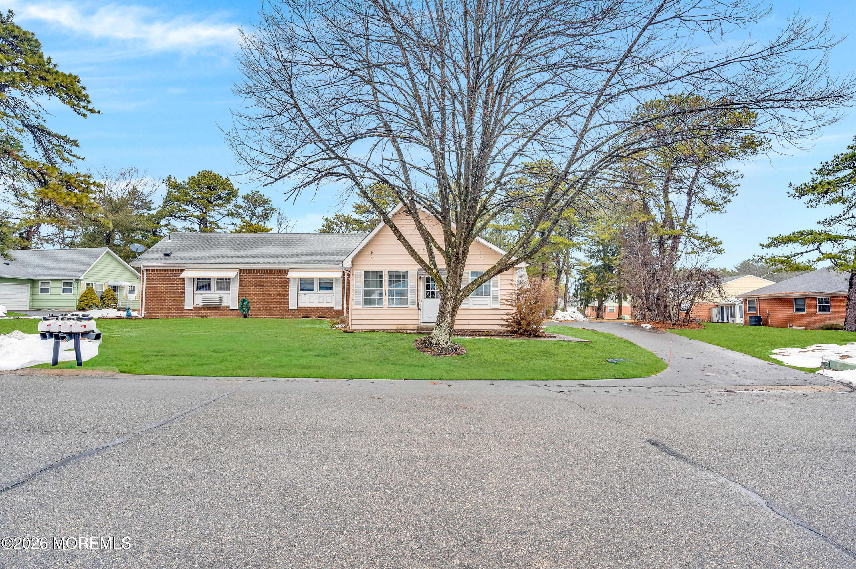 8 B Flintlock Lane Whiting, NJ 08759 - Photo 4 of 20 Front 1