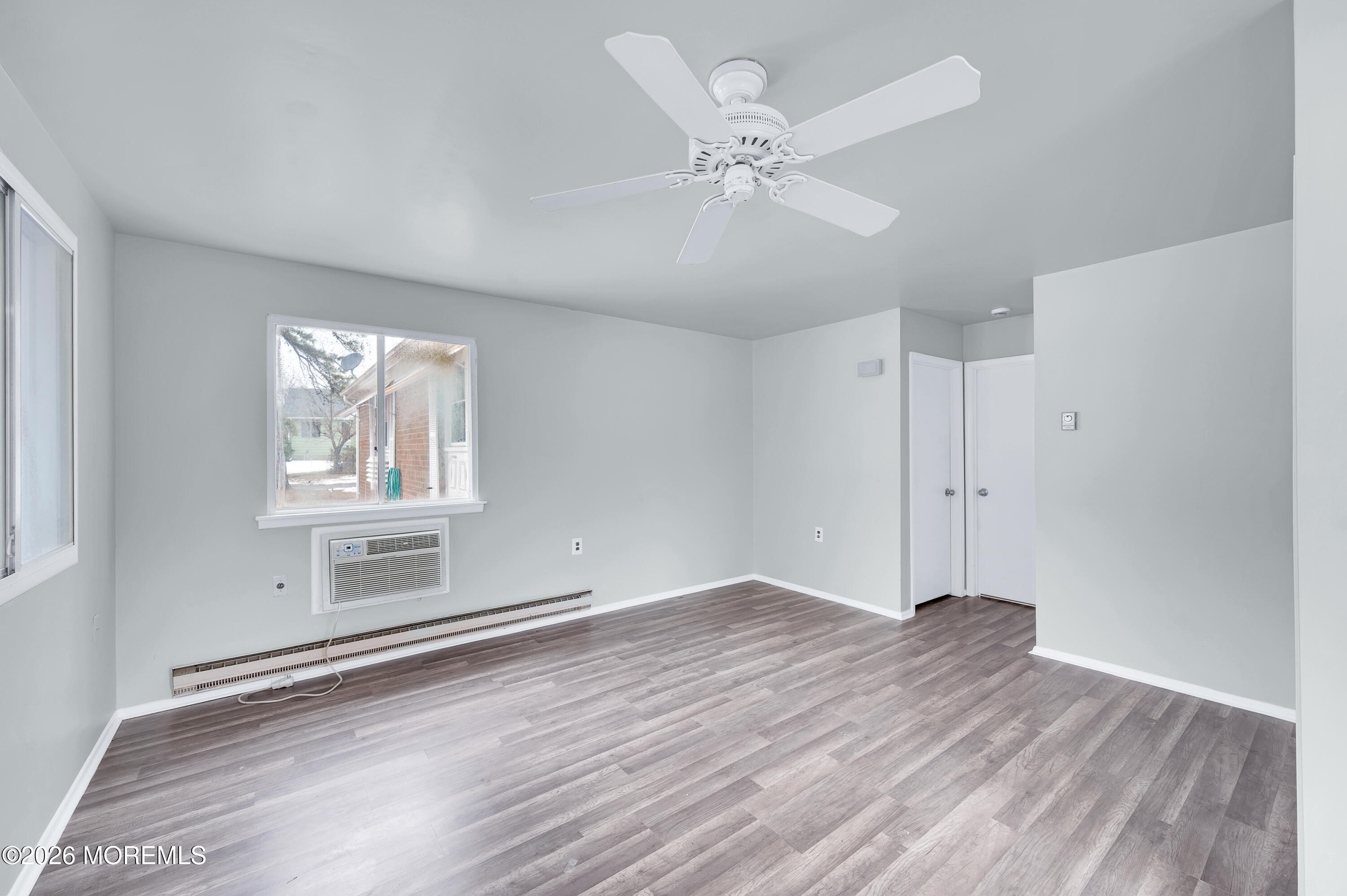 8 B Flintlock Lane Whiting, NJ 08759 - Photo 7 of 20 Living 3