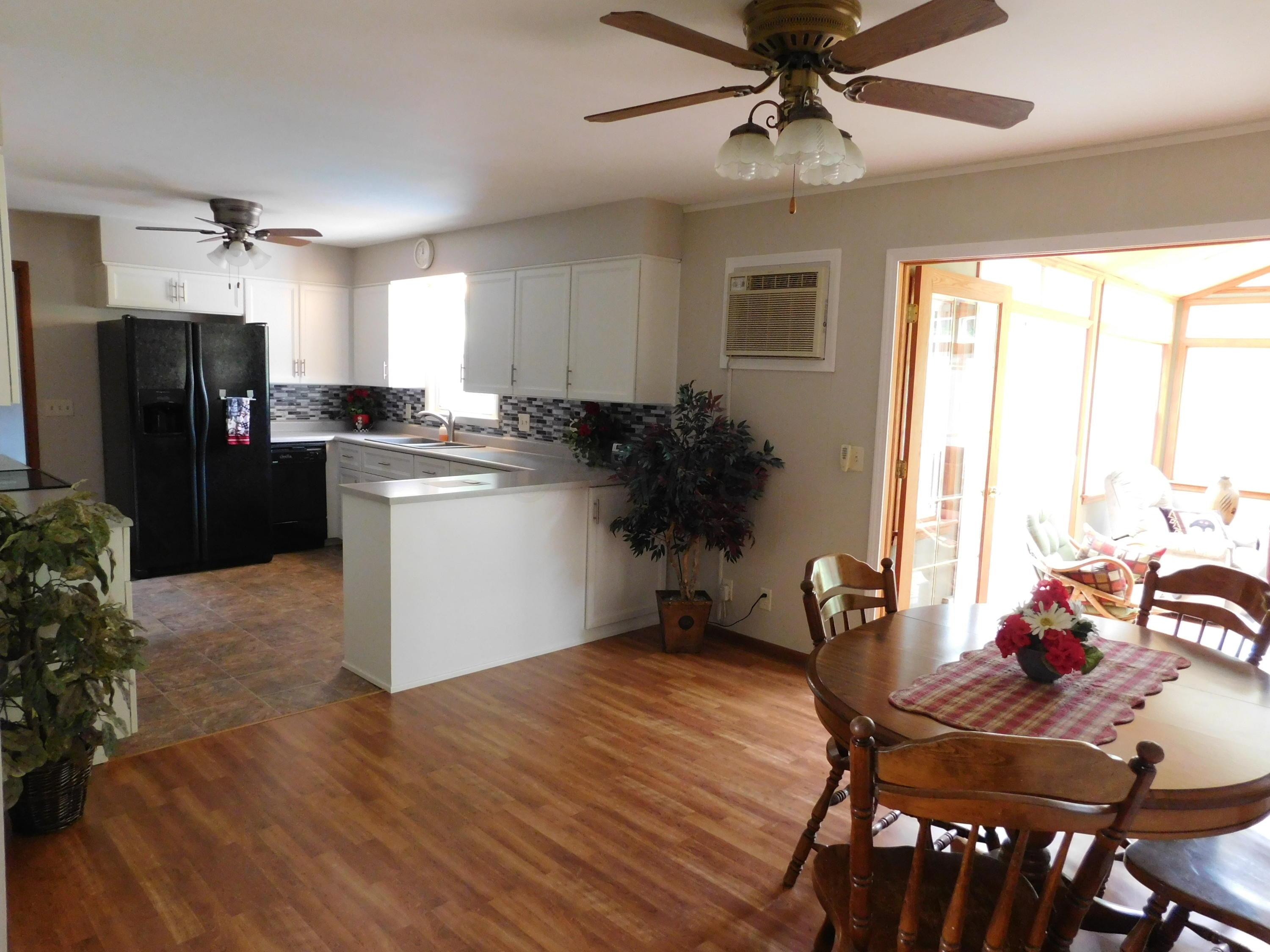 7705 Bremen Road Southeast Lancaster, OH 43130 - Photo 6 of 19 Gallery Image 6