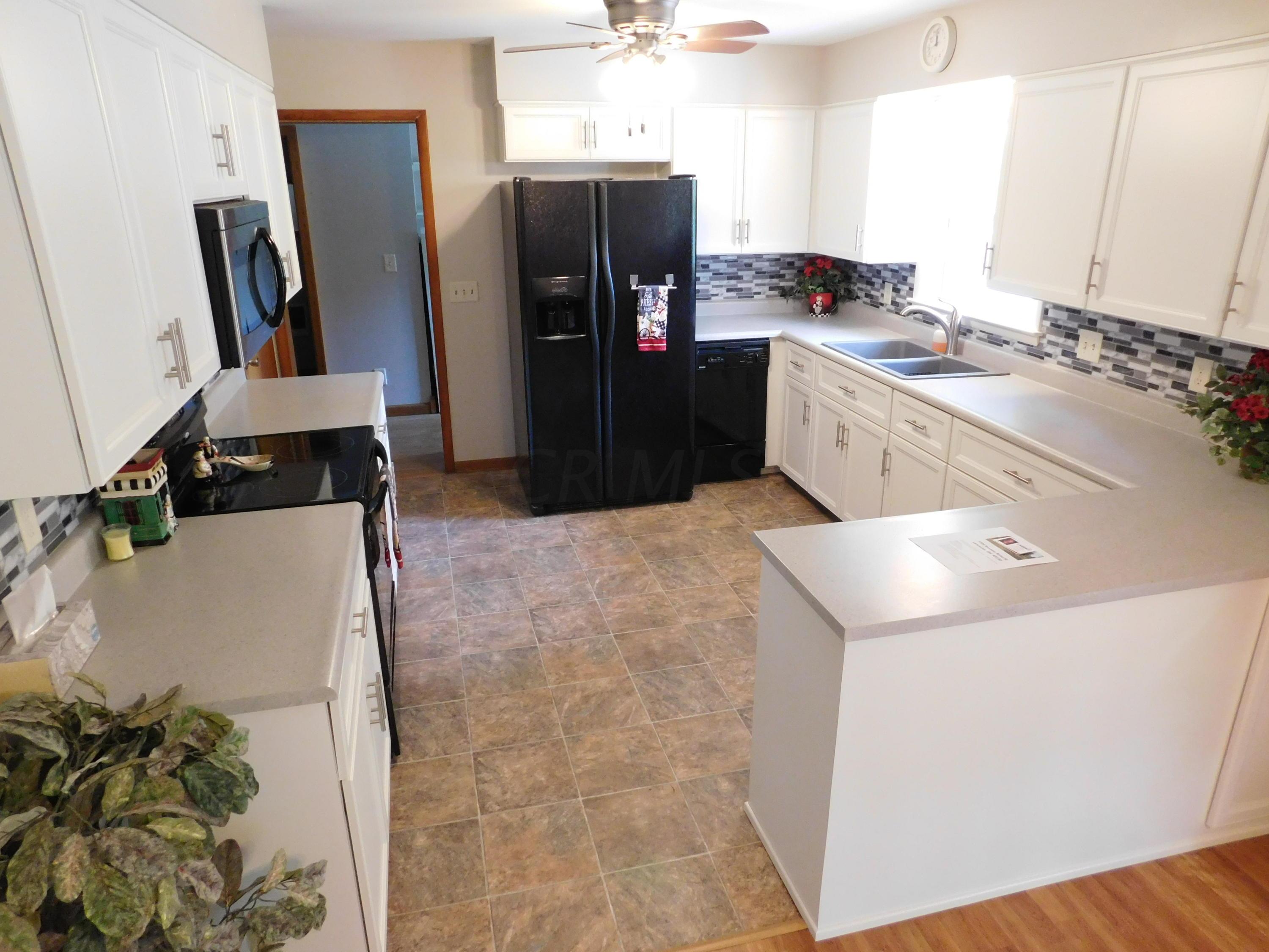 7705 Bremen Road Southeast Lancaster, OH 43130 - Photo 7 of 19 Gallery Image 7