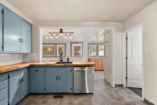 $255,000 | 410 High Street, Pomeroy, WA 99347