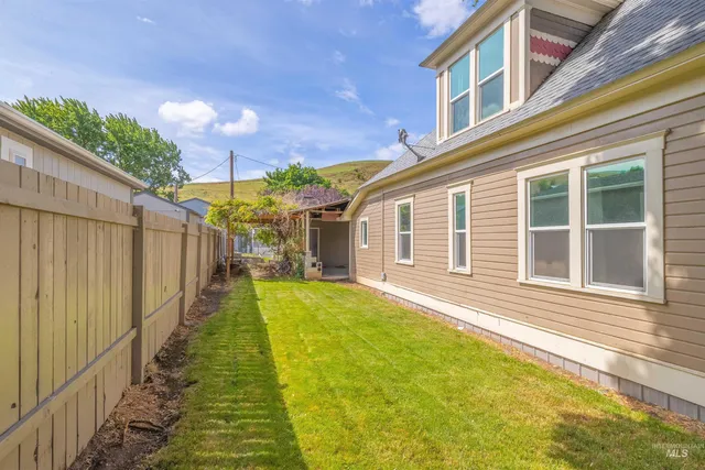 $255,000 | 410 High Street, Pomeroy, WA 99347