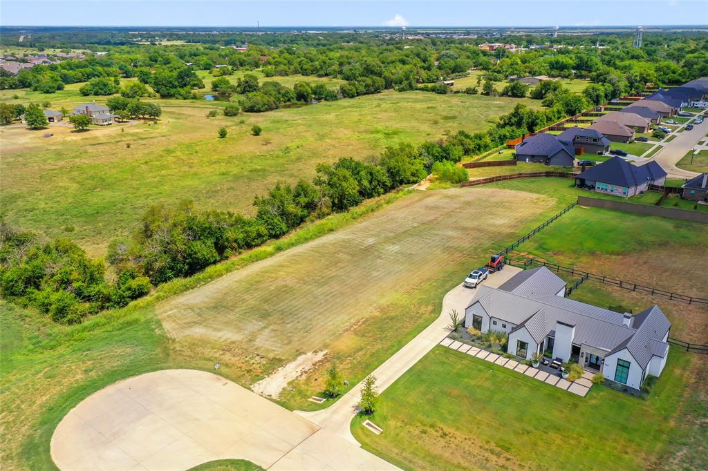 435 Massey Road Pilot Point, TX 76258 - Photo 11 of 35