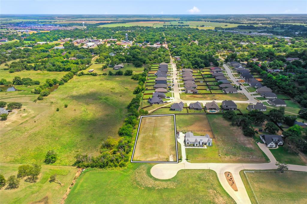 435 Massey Road Pilot Point, TX 76258 - Photo 12 of 35
