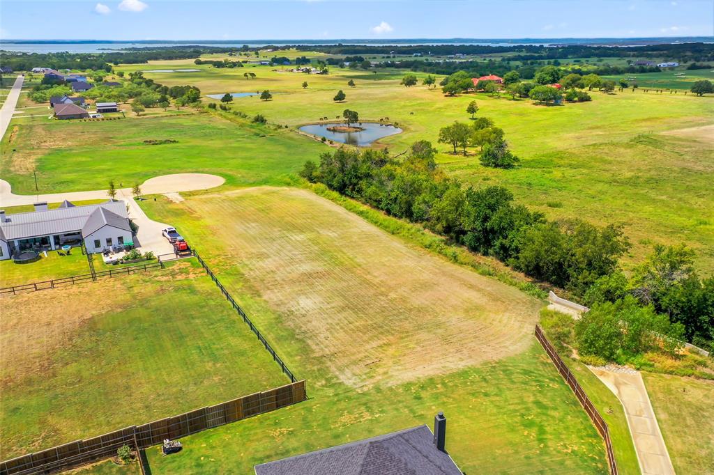 435 Massey Road Pilot Point, TX 76258 - Photo 9 of 35
