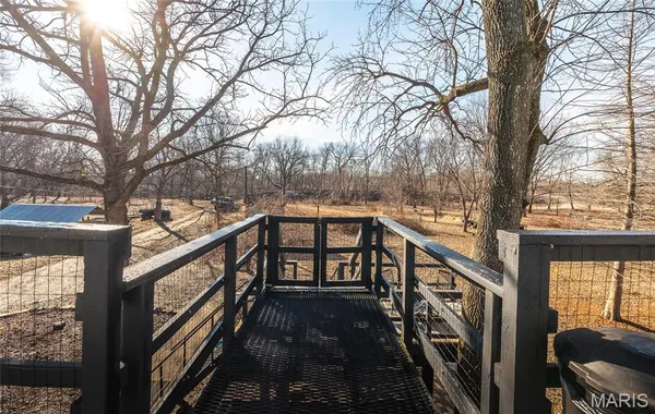 $379,000 | 10 Lehmond Island Road, St. Charles, MO 63301