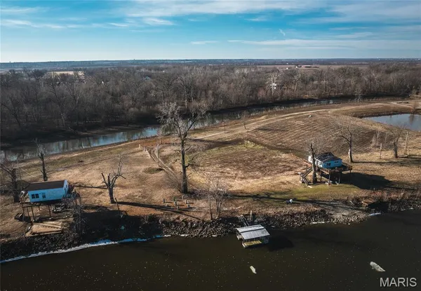 $379,000 | 10 Lehmond Island Road, St. Charles, MO 63301