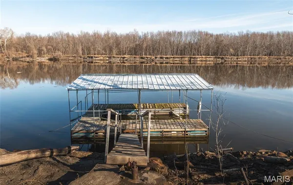 $379,000 | 10 Lehmond Island Road, St. Charles, MO 63301