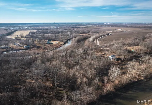 $379,000 | 10 Lehmond Island Road, St. Charles, MO 63301