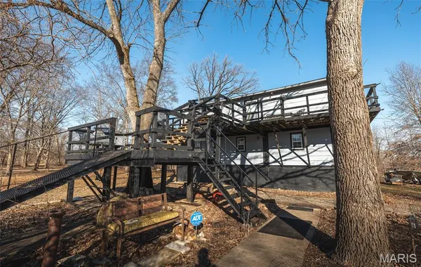 $379,000 | 10 Lehmond Island Road, St. Charles, MO 63301