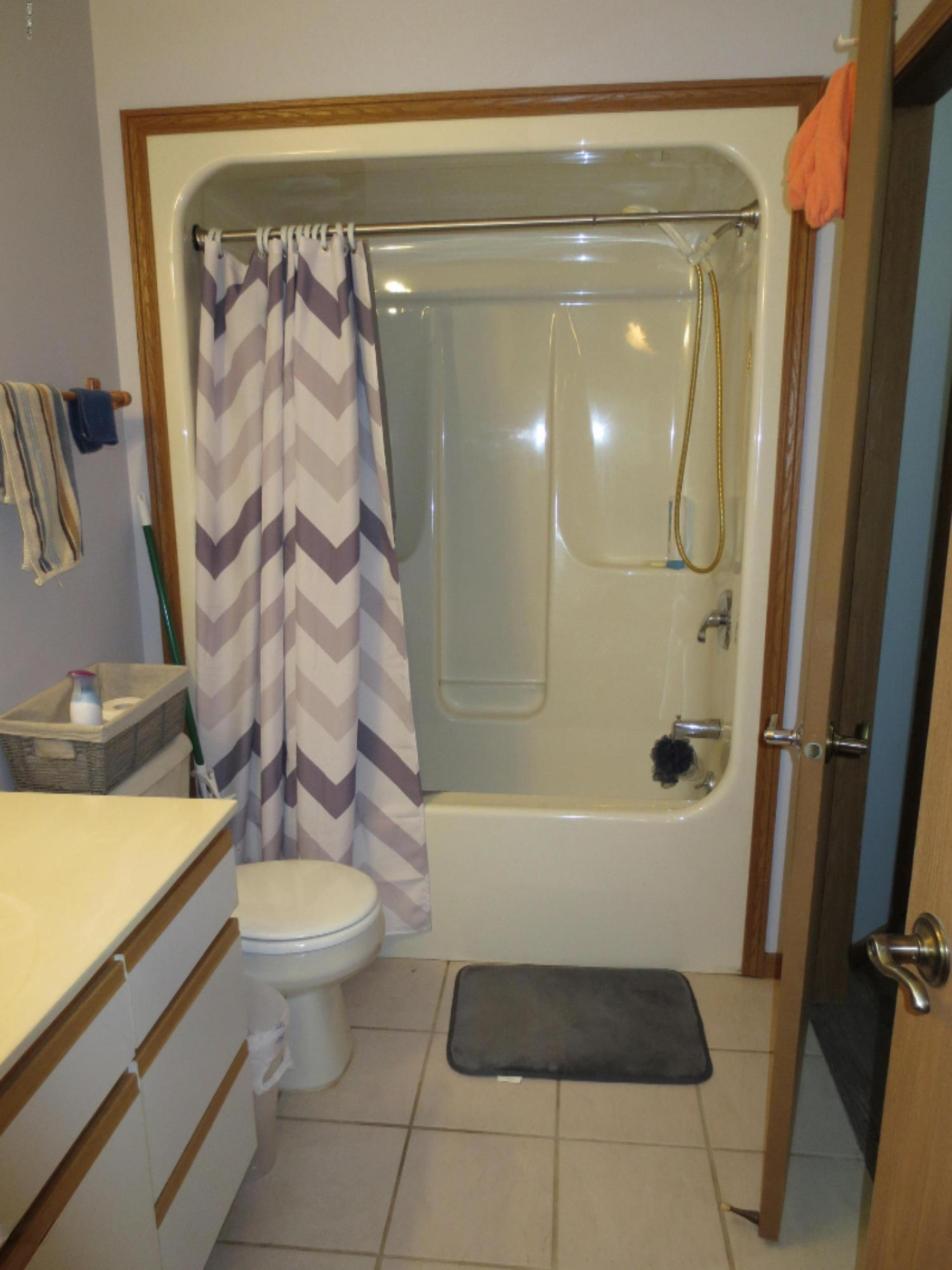 1295 North Whitehall Road, Unit 2 Muskegon, MI 49445 - Photo 11 of 23 IMG_4702