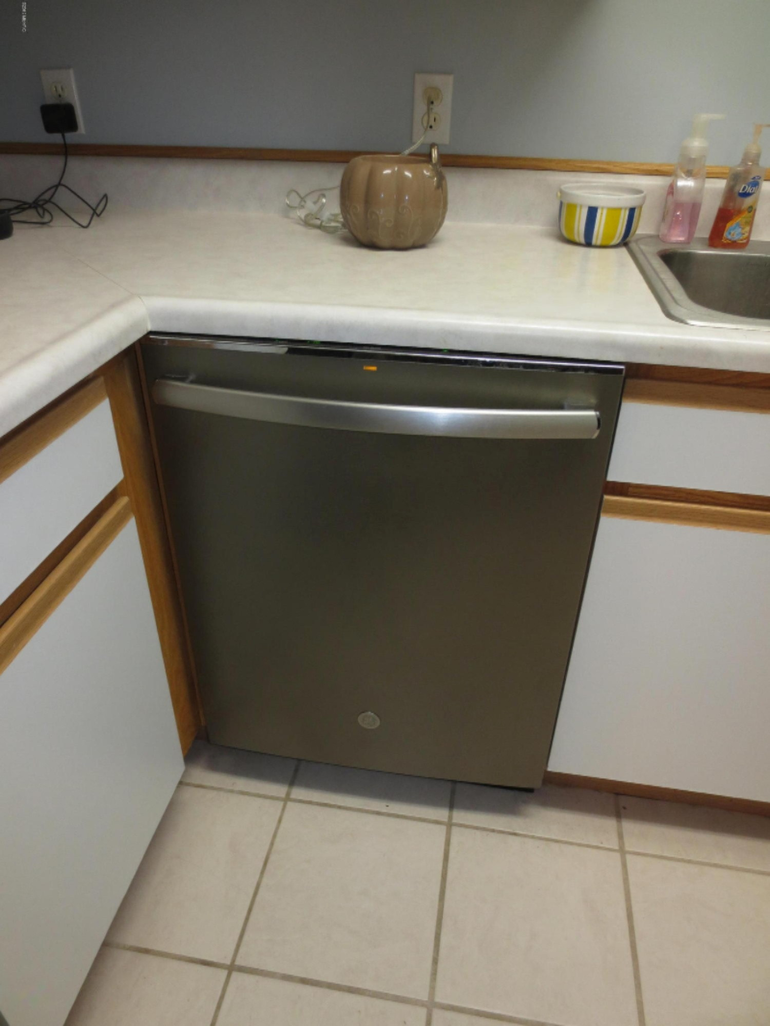 1295 North Whitehall Road, Unit 2 Muskegon, MI 49445 - Photo 18 of 23 IMG_4715