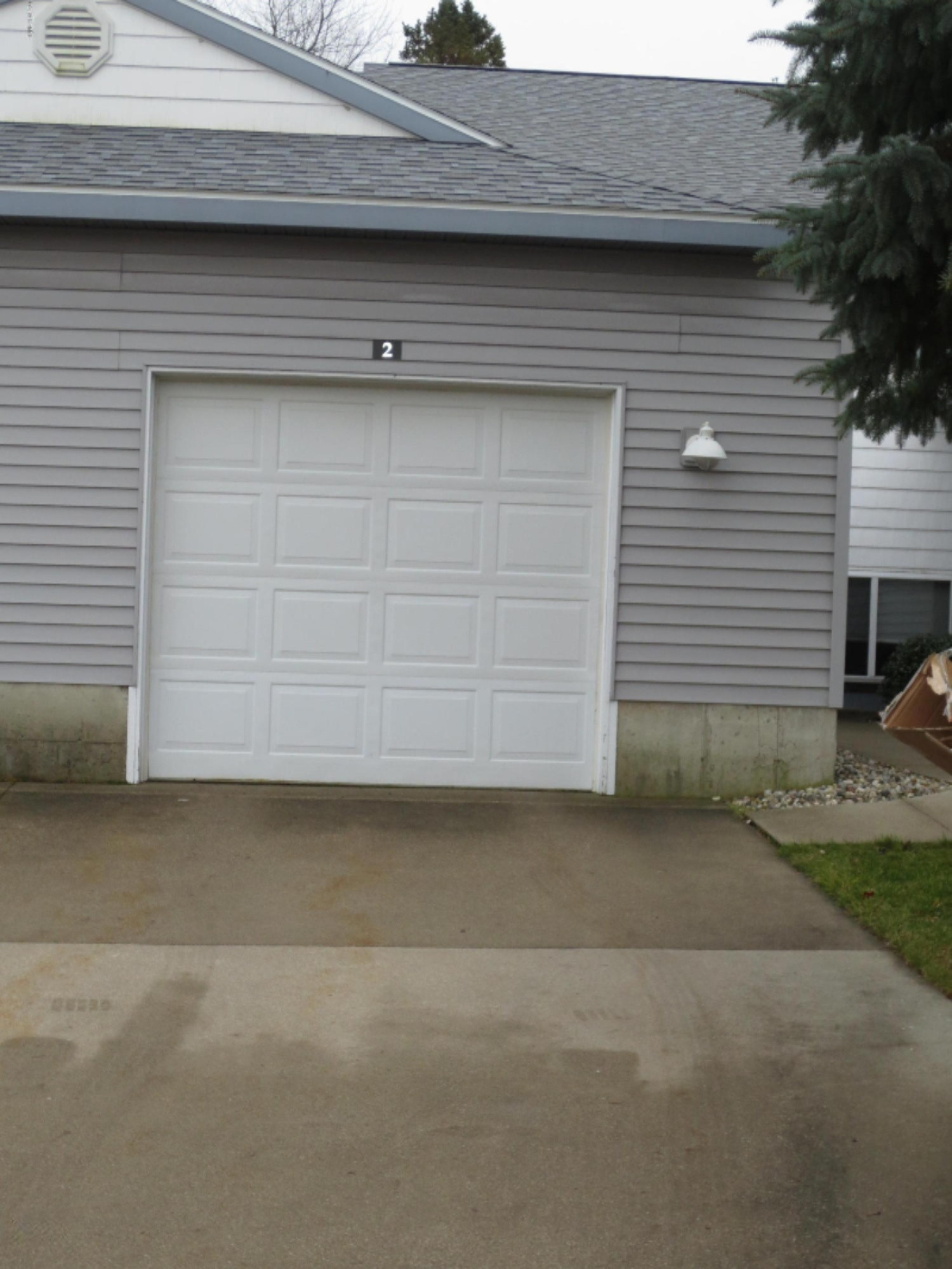 1295 North Whitehall Road, Unit 2 Muskegon, MI 49445 - Photo 2 of 23 IMG_4719